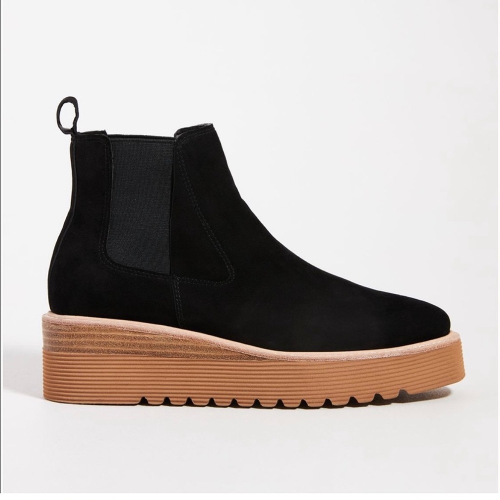 Like new. Worn once. Anthropologie Silent D Uvika boots in black. So cute.
